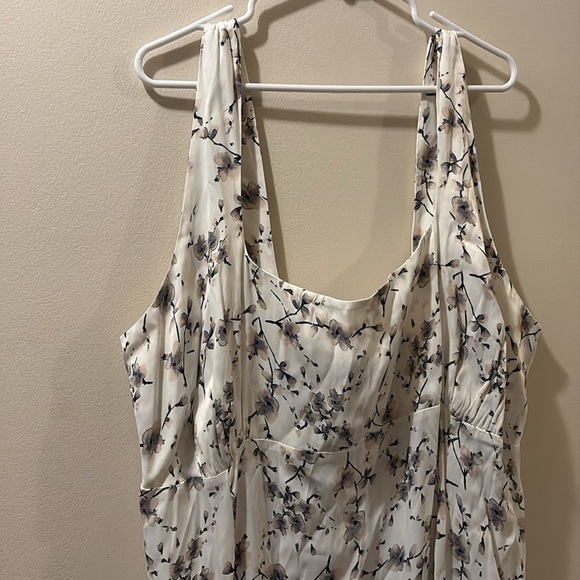 Oh Seven Days - Elegant Floral White maxi Dress - NWT - size 3X - sleeveless - Picture 2 of 9